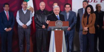 López Obrador anuncia incremento de 20% al salario mínimo para 2023