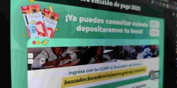 A través del buscador de Estatus, podrás consultar la fecha exacta del pago y depósito de la beca Benito Juárez